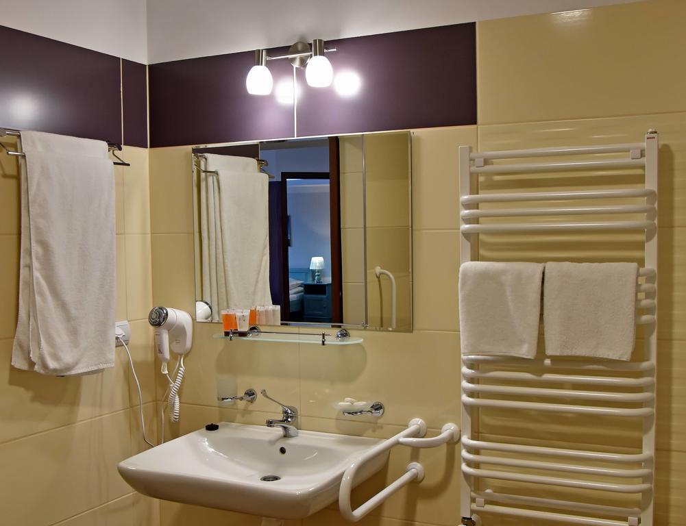 Kompleks Hotelowy Logos Augustów Δωμάτιο φωτογραφία