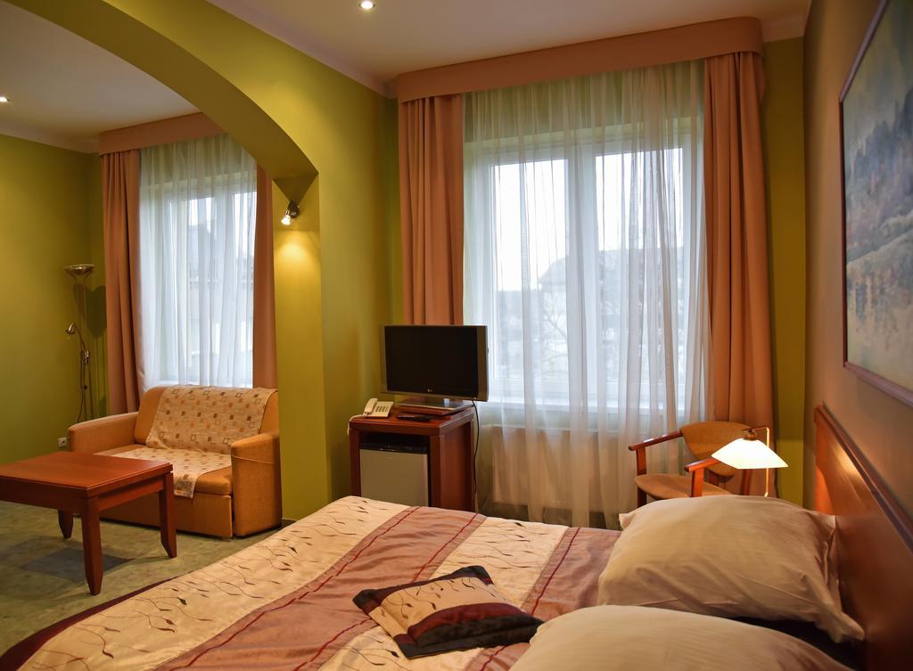 Kompleks Hotelowy Logos Augustów Δωμάτιο φωτογραφία