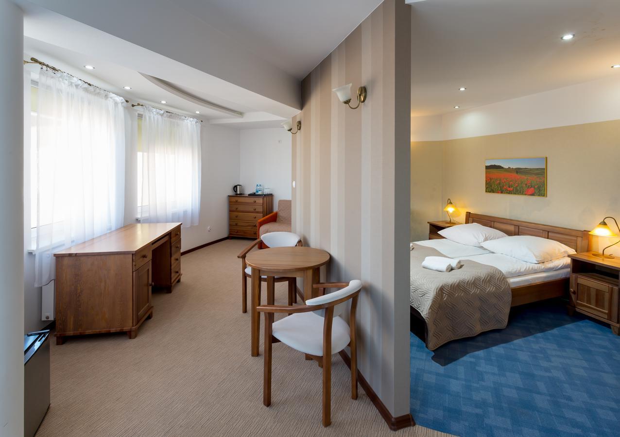 Kompleks Hotelowy Logos Augustów Εξωτερικό φωτογραφία