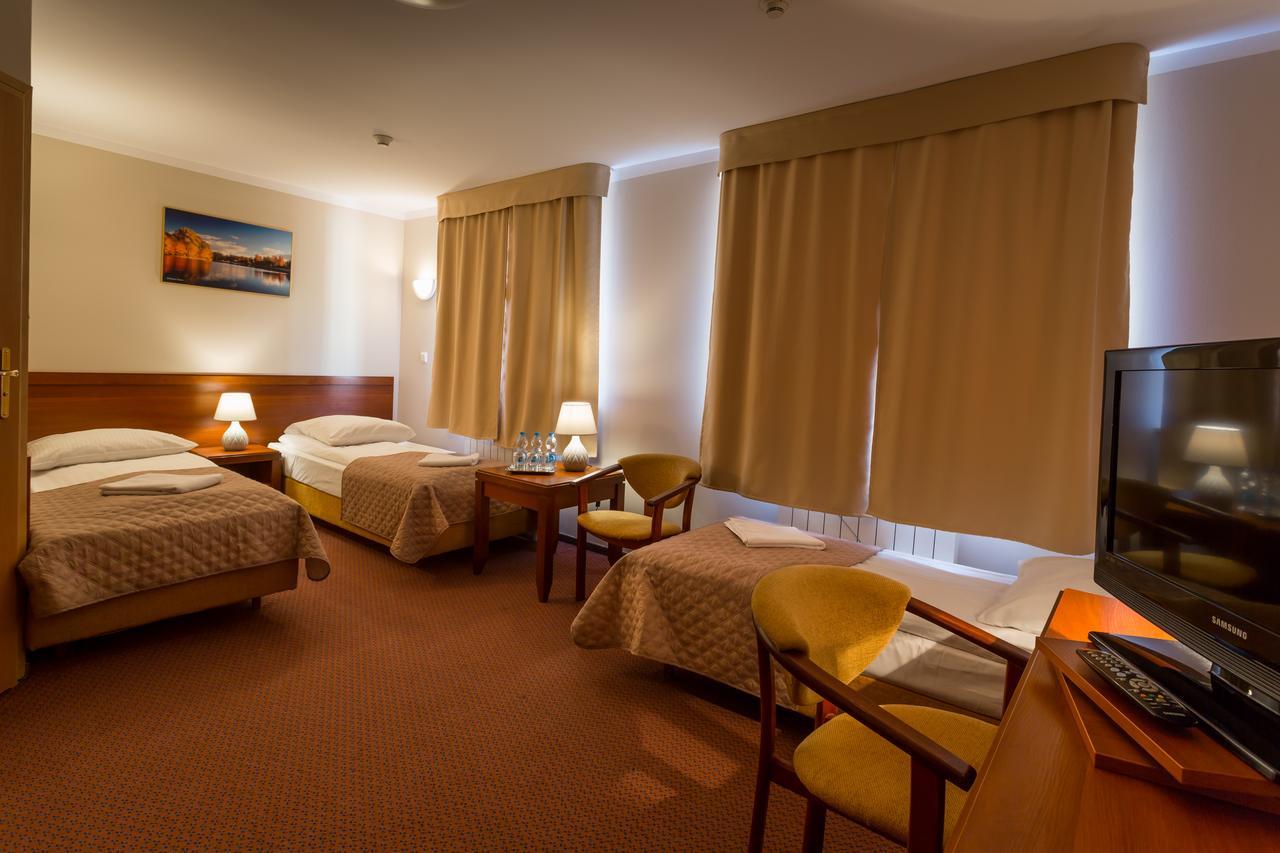 Kompleks Hotelowy Logos Augustów Εξωτερικό φωτογραφία